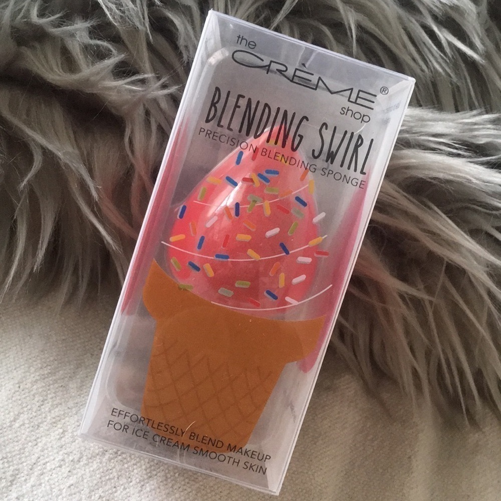 Precision blending sponge